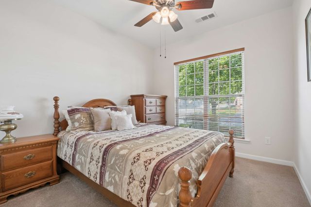 300 Blockade Ln, Mount Juliet, TN 37122