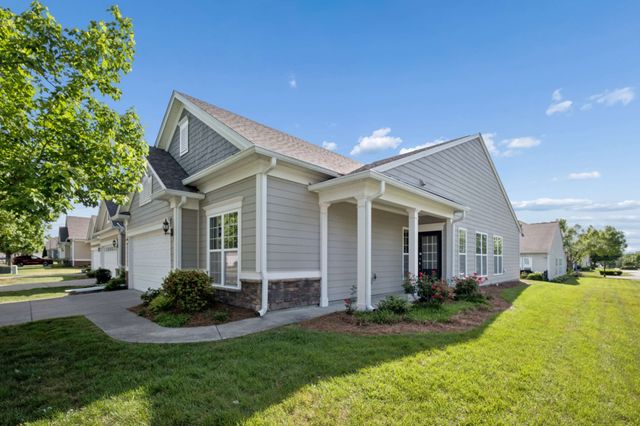 300 Blockade Ln, Mount Juliet, TN 37122