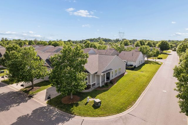 300 Blockade Ln, Mount Juliet, TN 37122