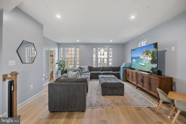 8811 SYBIL LN, Upper Marlboro, MD 20772