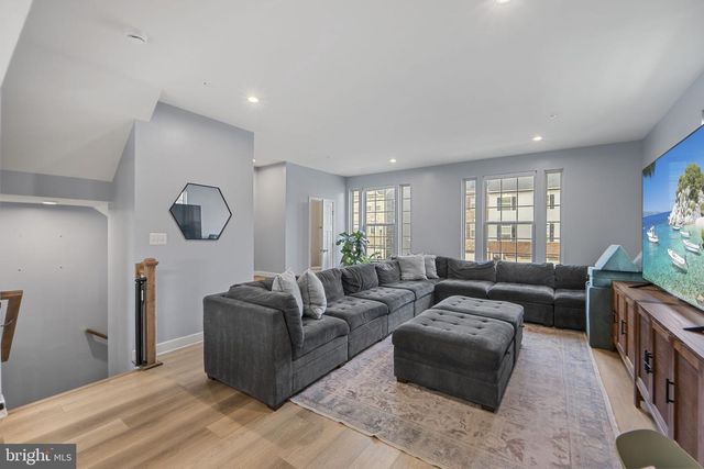 8811 SYBIL LN, Upper Marlboro, MD 20772