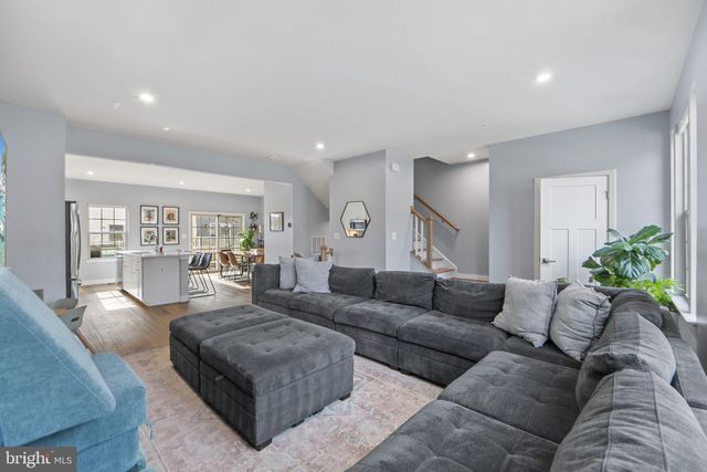 8811 SYBIL LN, Upper Marlboro, MD 20772