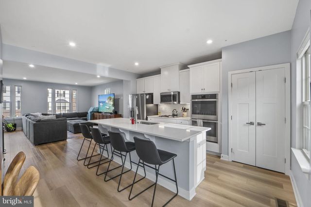 8811 SYBIL LN, Upper Marlboro, MD 20772