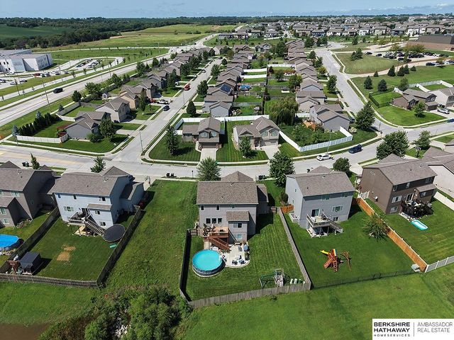 8215 S 190 Avenue, Omaha, NE 68136