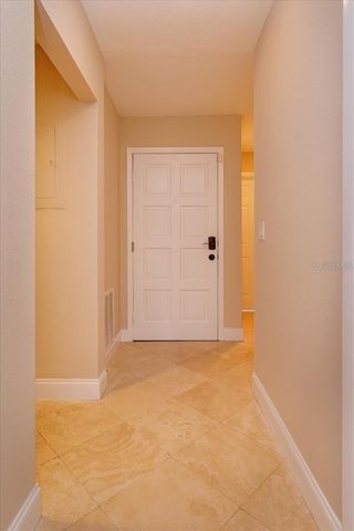 5303 INDIAN CREEK DRIVE D, Orlando, FL 32811