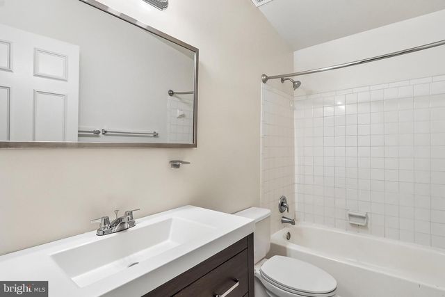 10617 PINE HAVEN TER, North Bethesda, MD 20852