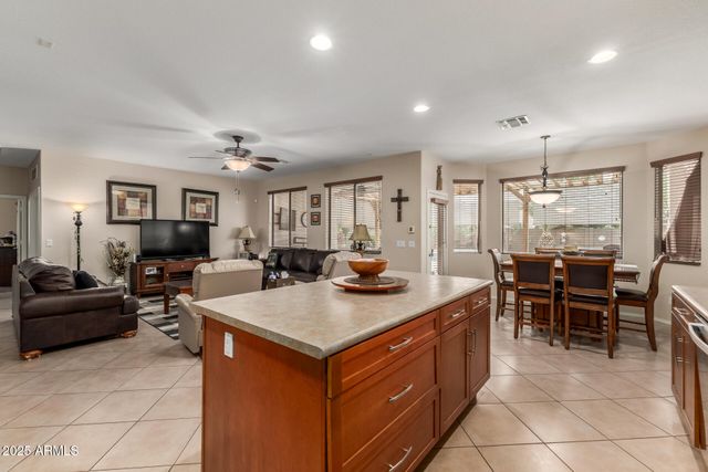 11921 W MONROE Street, Avondale, AZ 85323