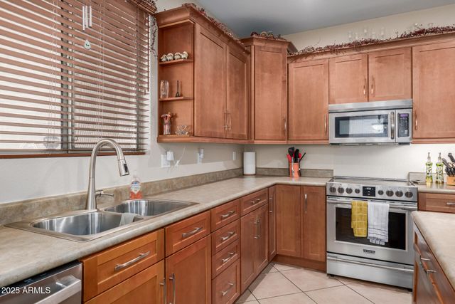 11921 W MONROE Street, Avondale, AZ 85323