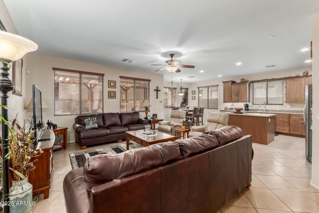 11921 W MONROE Street, Avondale, AZ 85323