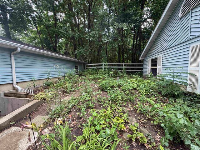 4350 S 895 E, Wolcottville, IN 46795