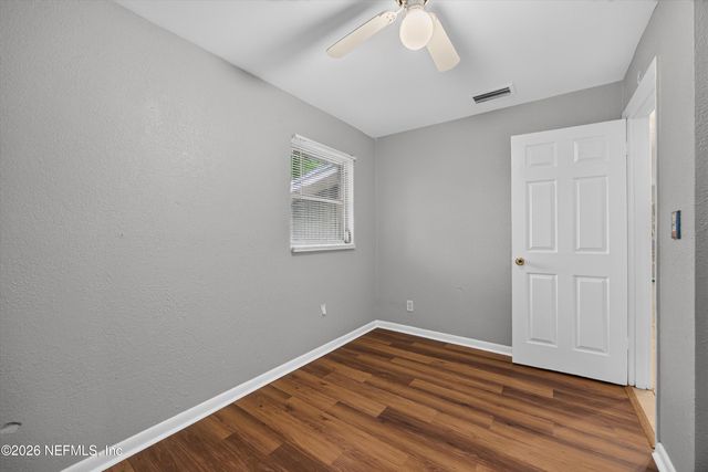 4030 LEONARD Circle E, Jacksonville, FL 32209