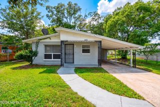 4030 LEONARD Circle E, Jacksonville, FL 32209