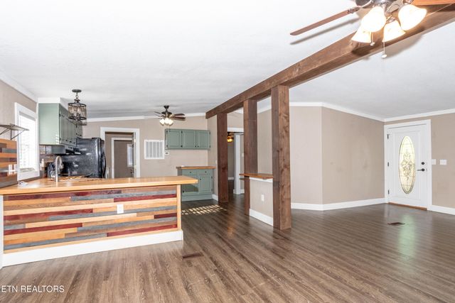 1221 Mountain View Circle, Maryville, TN 37801