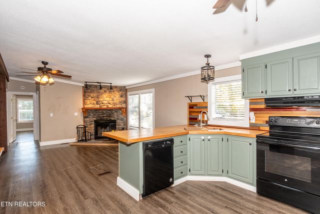 1221 Mountain View Circle, Maryville, TN 37801