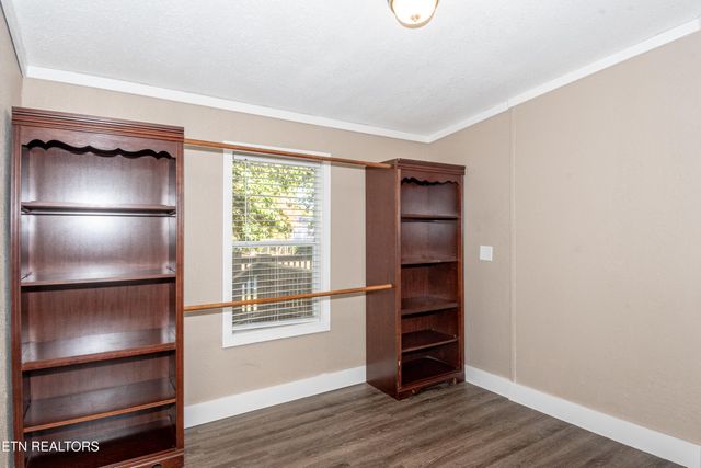 1221 Mountain View Circle, Maryville, TN 37801