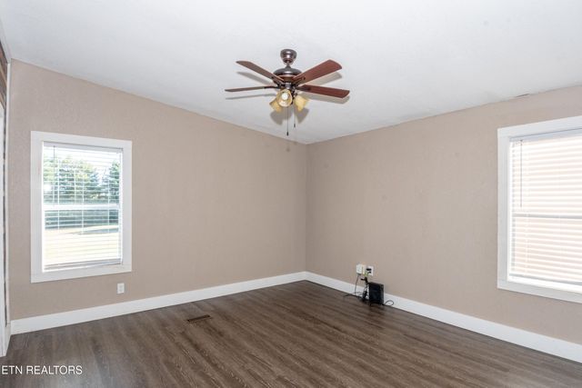 1221 Mountain View Circle, Maryville, TN 37801