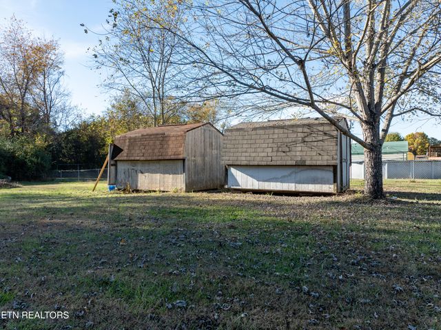 1221 Mountain View Circle, Maryville, TN 37801