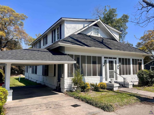 215 Bethel Street, Eastman, GA 31023