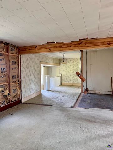 215 Bethel Street, Eastman, GA 31023