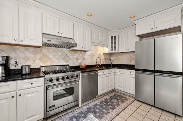 12 Lark Lane, Croton-on-hudson, NY 10520