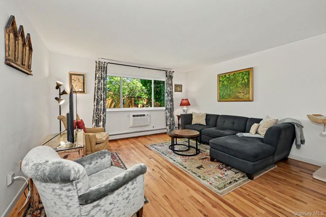 12 Lark Lane, Croton-on-hudson, NY 10520