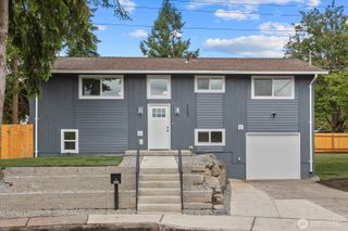 1103 Vashon Court NE, Renton, WA 98059