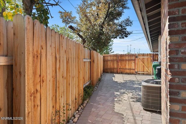 820 Keele Drive, Reno, NV 89509