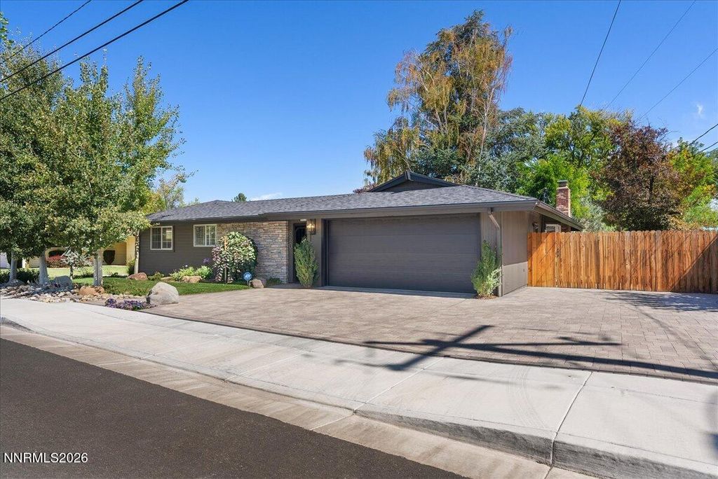 820 Keele Drive, Reno, NV 89509