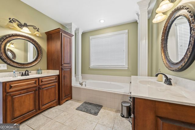 419 Darren Carson Lane, Gray, GA 31032