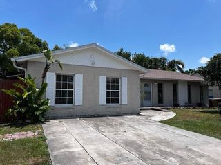 131 SAN BLAS AVENUE, Kissimmee, FL 34743