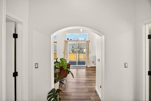 463 E Hersey Street, Ashland, OR 97520