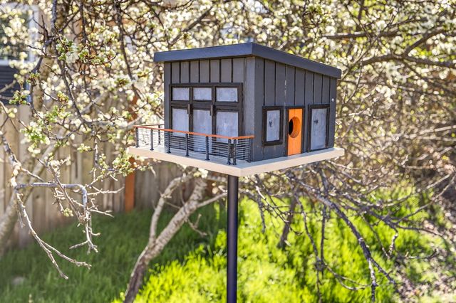 463 E Hersey Street, Ashland, OR 97520