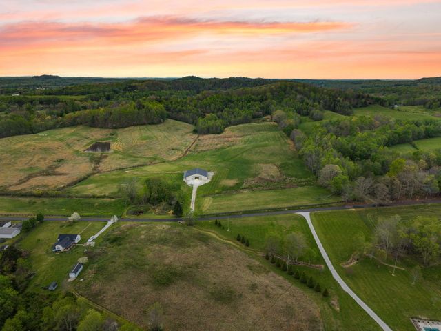 1114 a Matt Baker Road, London, KY 40744