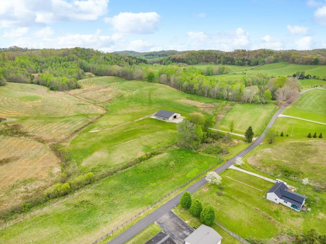 1114 a Matt Baker Road, London, KY 40744