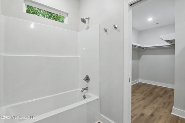 152 Balmoral Avenue, Biloxi, MS 39531