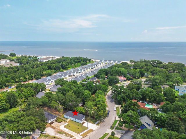 152 Balmoral Avenue, Biloxi, MS 39531