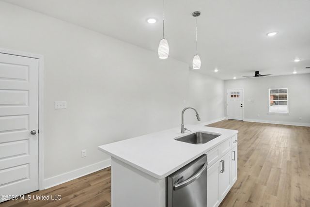 152 Balmoral Avenue, Biloxi, MS 39531