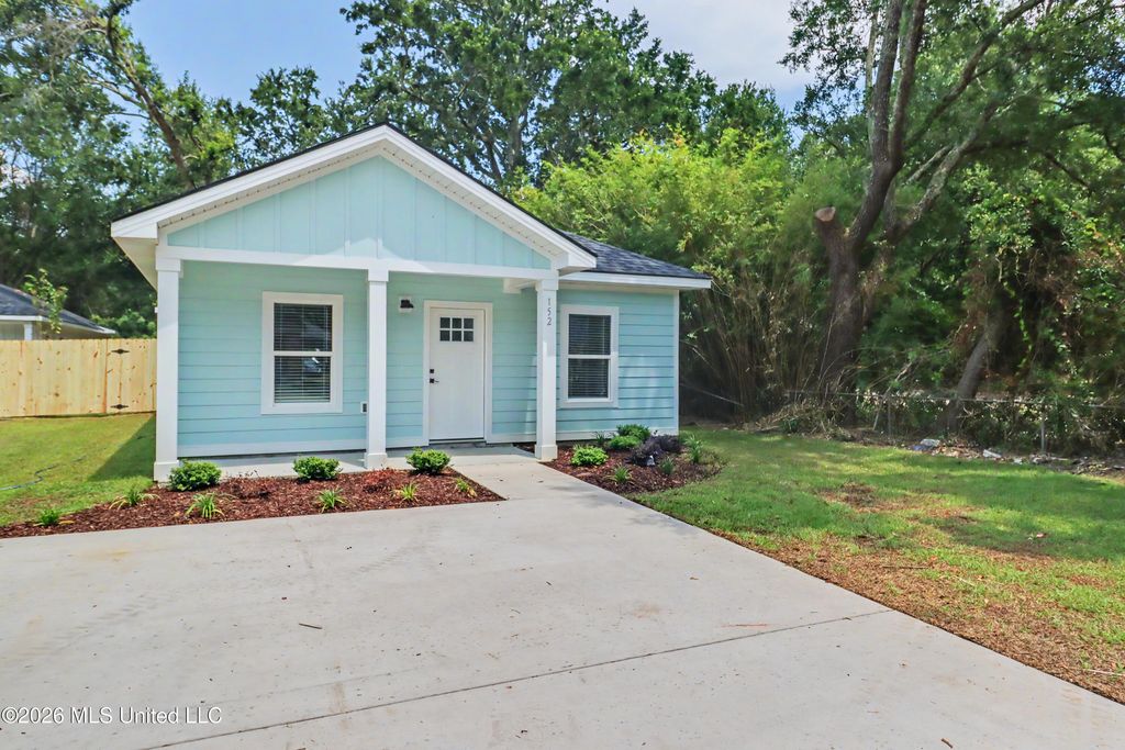 152 Balmoral Avenue, Biloxi, MS 39531