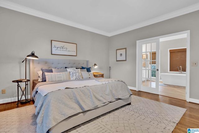 1038 CREST ROAD, Leeds, AL 35094