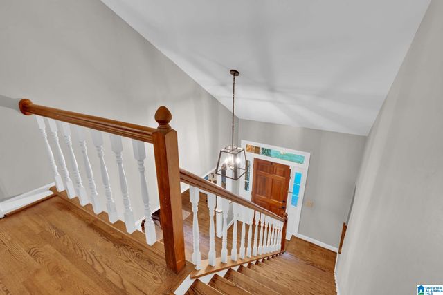 1038 CREST ROAD, Leeds, AL 35094