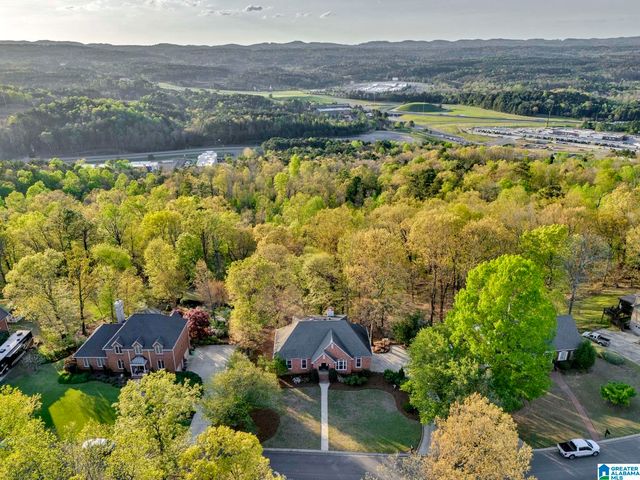 1038 CREST ROAD, Leeds, AL 35094