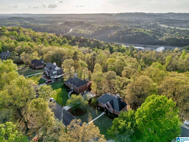 1038 CREST ROAD, Leeds, AL 35094