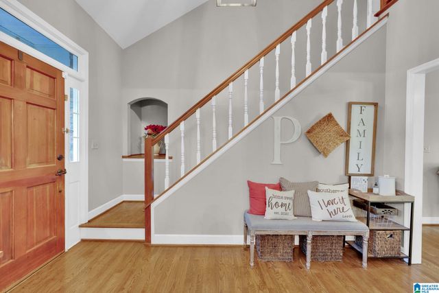 1038 CREST ROAD, Leeds, AL 35094