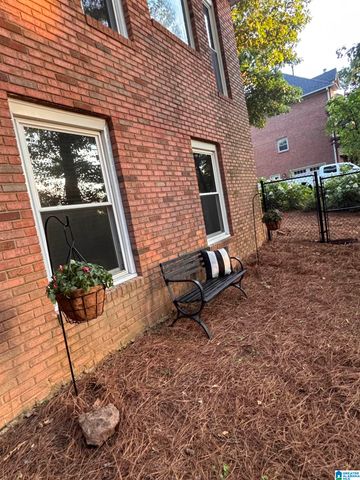1038 CREST ROAD, Leeds, AL 35094