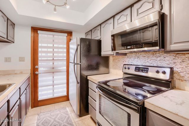 5998 N 78TH Street 203, Scottsdale, AZ 85250