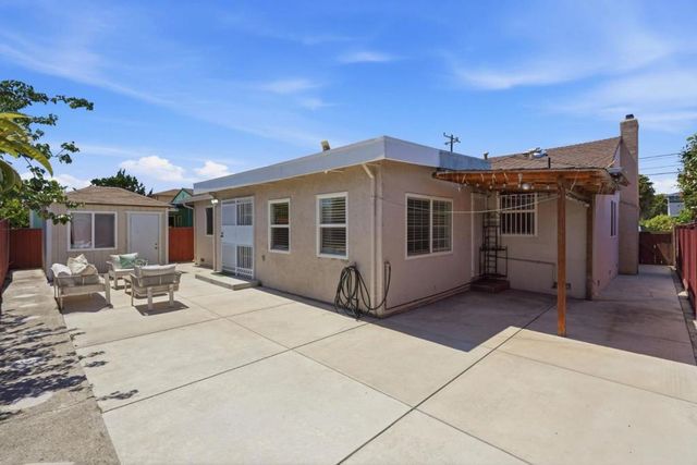 762 Portola Drive, San Leandro, CA 94578