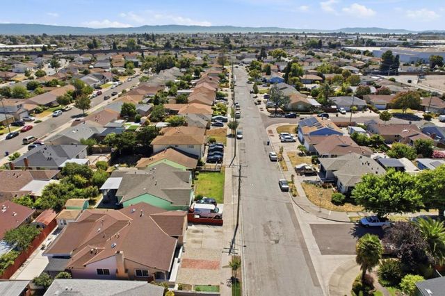 762 Portola Drive, San Leandro, CA 94578