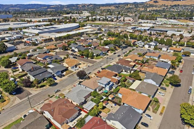 762 Portola Drive, San Leandro, CA 94578