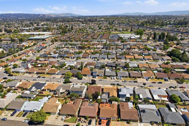 762 Portola Drive, San Leandro, CA 94578