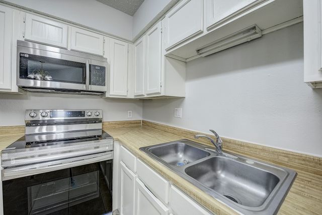 9833 Walnut Street Q106, Dallas, TX 75243